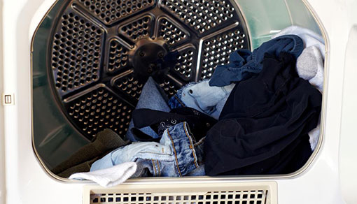 Broken clothes dryer in need of repair Broken clothes dryer in need of repair
